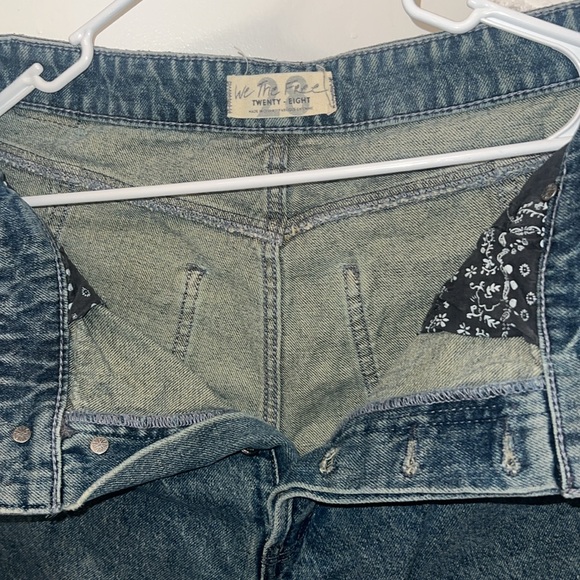 We the free dark wash jeans never worn - Picture 5 of 5